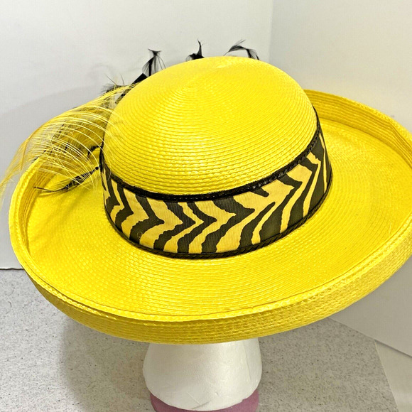 Vintage 80's Yellow & Black Deborah New York Straw Sun Hat Wide Brim w/ Feathers - Picture 4 of 9